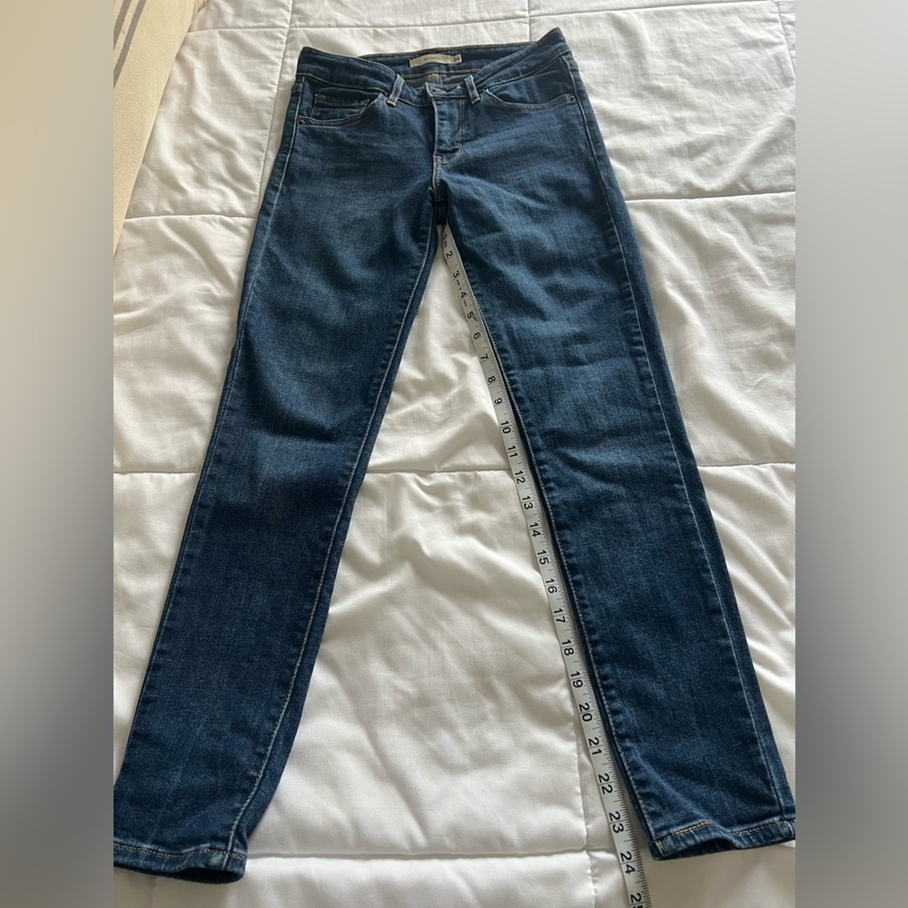 Levi’s 711 skinny